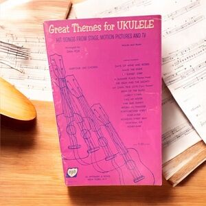 Great Themes for UKULELE 
HIT SINGS FROM STAGE, MOTION PICTURES AND TV Songbook